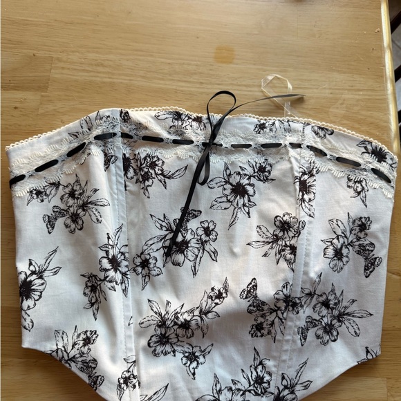 Beverly and Beck Floral Corset Top Black White Zip Ribbon Tie - Picture 1 of 6